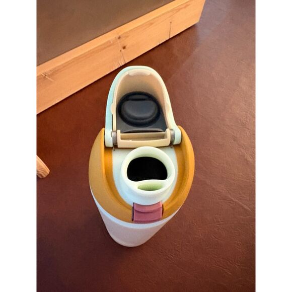 24 oz Stainless Steel Owala Water Bottle - Picture 6 of 8